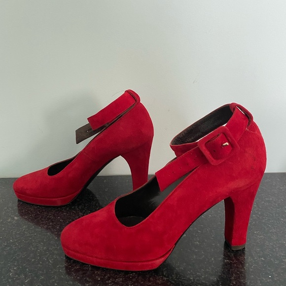 DKNY Red Mary Jane Heels size 6 - Picture 5 of 6